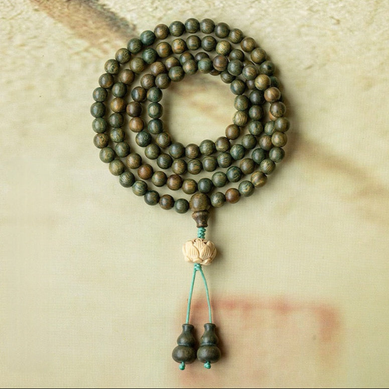 Green Sandalwood 108 Mala Beads with Lotus & Gourd Accents – Spiritual Balance