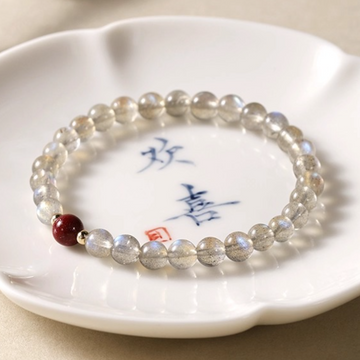Gray Moonstone & Strawberry Quartz Bracelet – Soft Glow, Feminine Poise