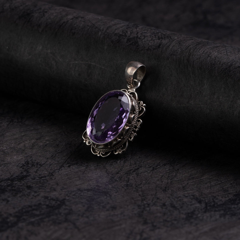 Royal Amethyst Silver Filigree Pendant – Clarity & Calm